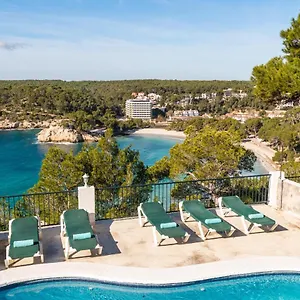Villa Acantilado, Ferreries